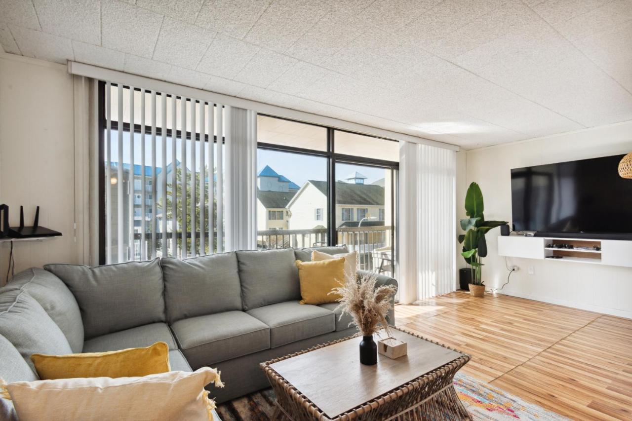 Fun & Comfy Beachside Getaway ~ King Bed ~ Balcony Ocean City Exterior foto