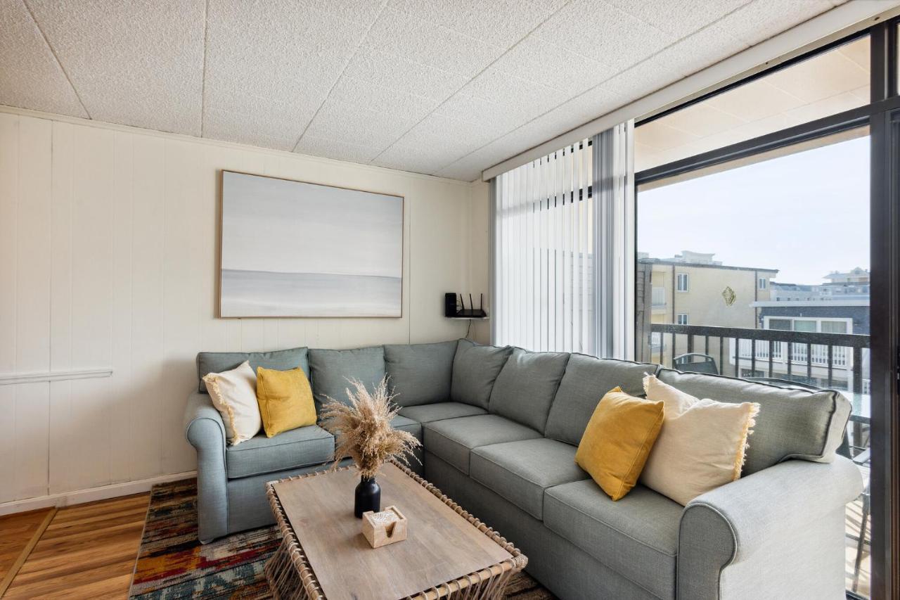Fun & Comfy Beachside Getaway ~ King Bed ~ Balcony Ocean City Exterior foto